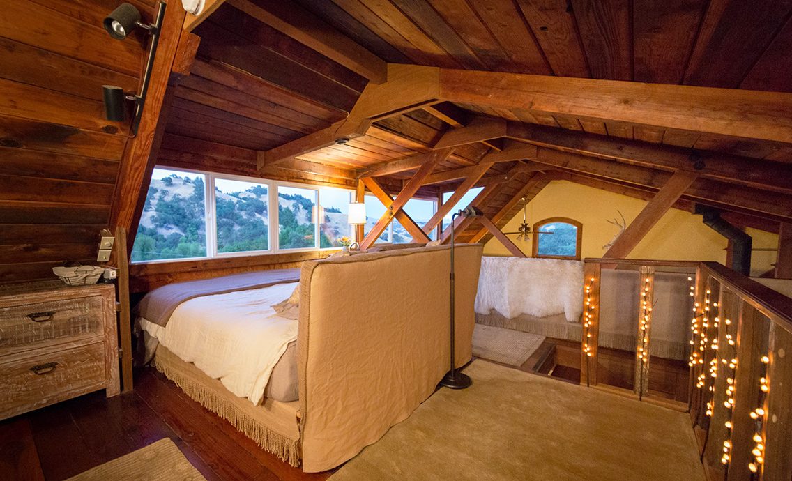 Main House upstairs loft bedroom